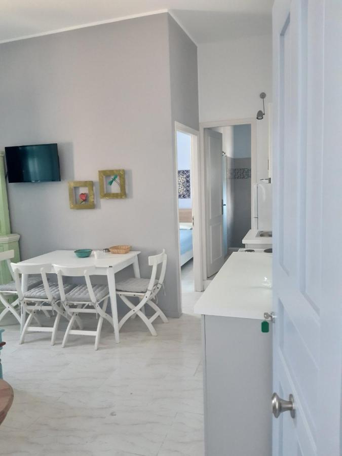 Almira Studios And Apartments Айя-Марина Екстер'єр фото